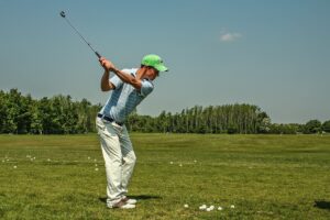 Backswing et downswing au golf : tout comprendre